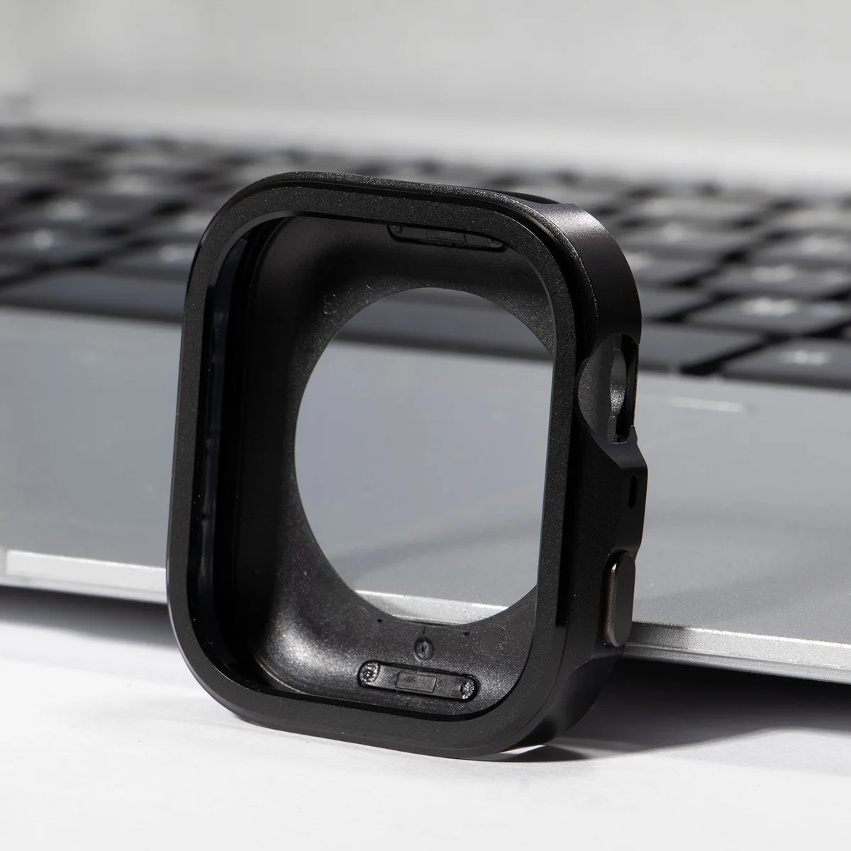 Premium Metal Protective Case - Shockproof & Anti-Scratch Bumper Cover