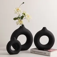 Nordic Circular Hollow Vase, Ceramic Donuts Flower Vase, Home Decoration Accessories, Interior Office Desktop Decor, Living Room 2