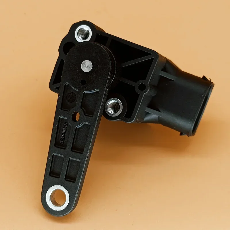Car headlight level sensor,car body height sensor lever Car Suspension Height Sensor Headlight Level Body Height Sensor for Volvo S60 S80 V70 XC 2001-2007 8622446 30782822 30645605