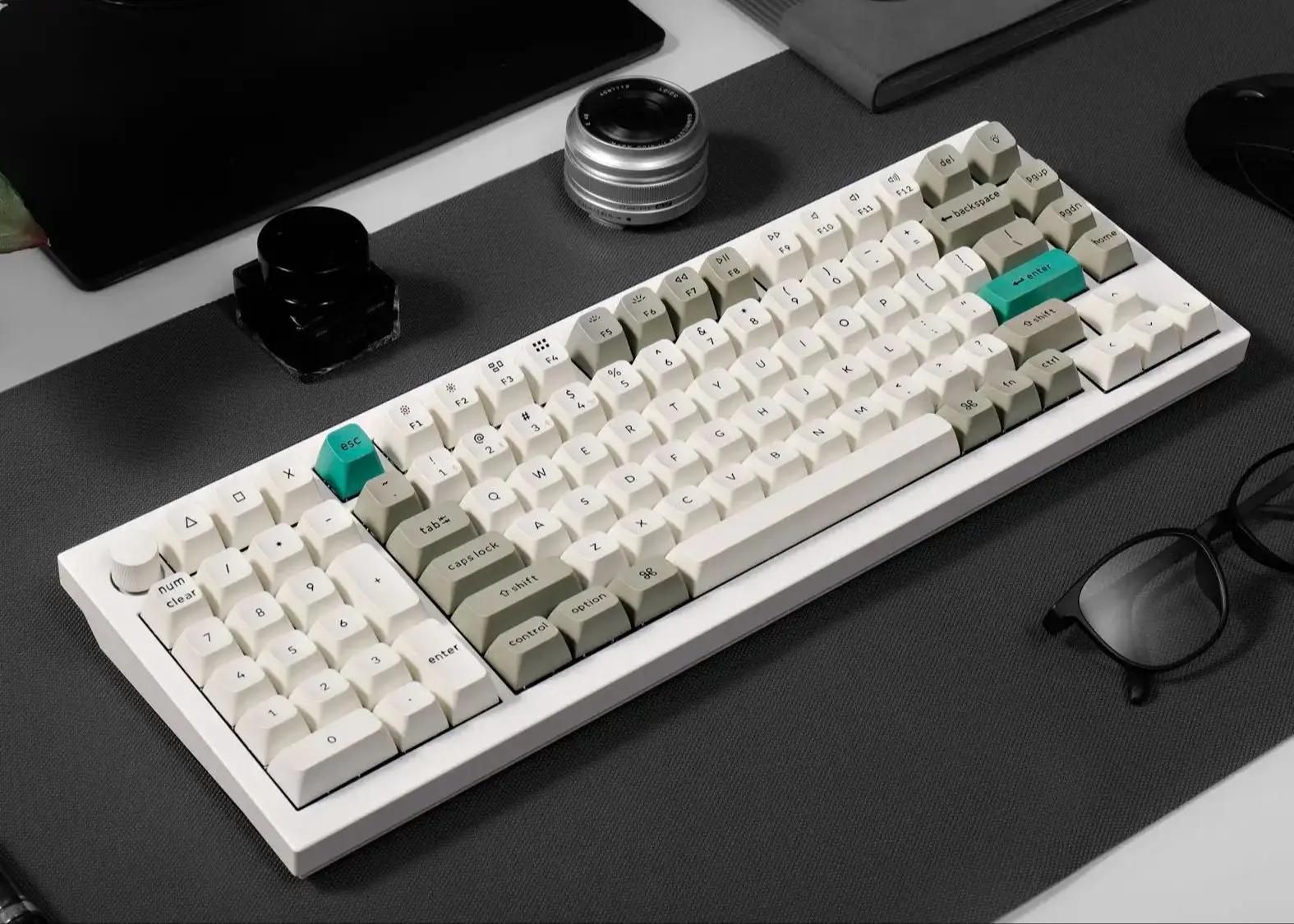 Keychron Q12 Max QMK/VIA Wireless Custom Mechanical Keyboard for 