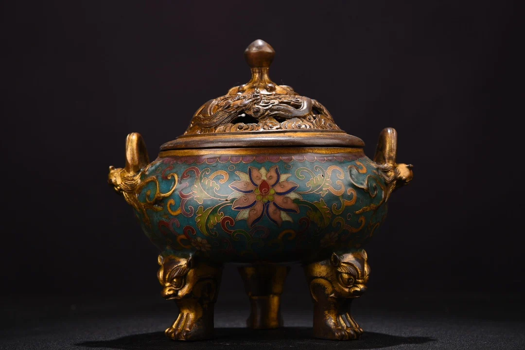 

8"Tibetan Temple Collection Old Bronze Cloisonne Enamel Dragon binaural Animal head three-legged incense burner ornament