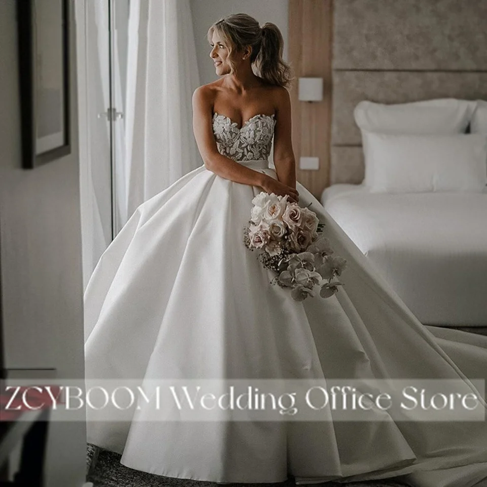 Elegante trägerlose Ballkleid-Hochzeitskleider 2026 – Prinzessinnen-Satin-Applikationen, rückenfrei, für Damen, Brautkleider, Vestidos De Novia – Detail 3