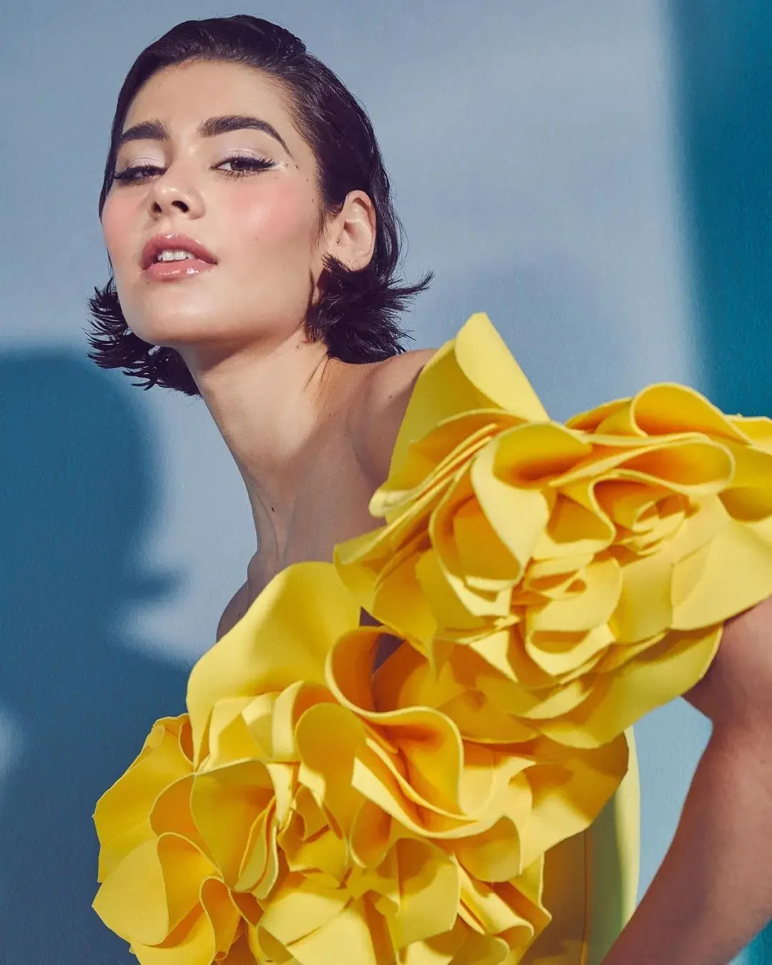 Рисунок 3 - Купальник-бикини с оборками и цветочным