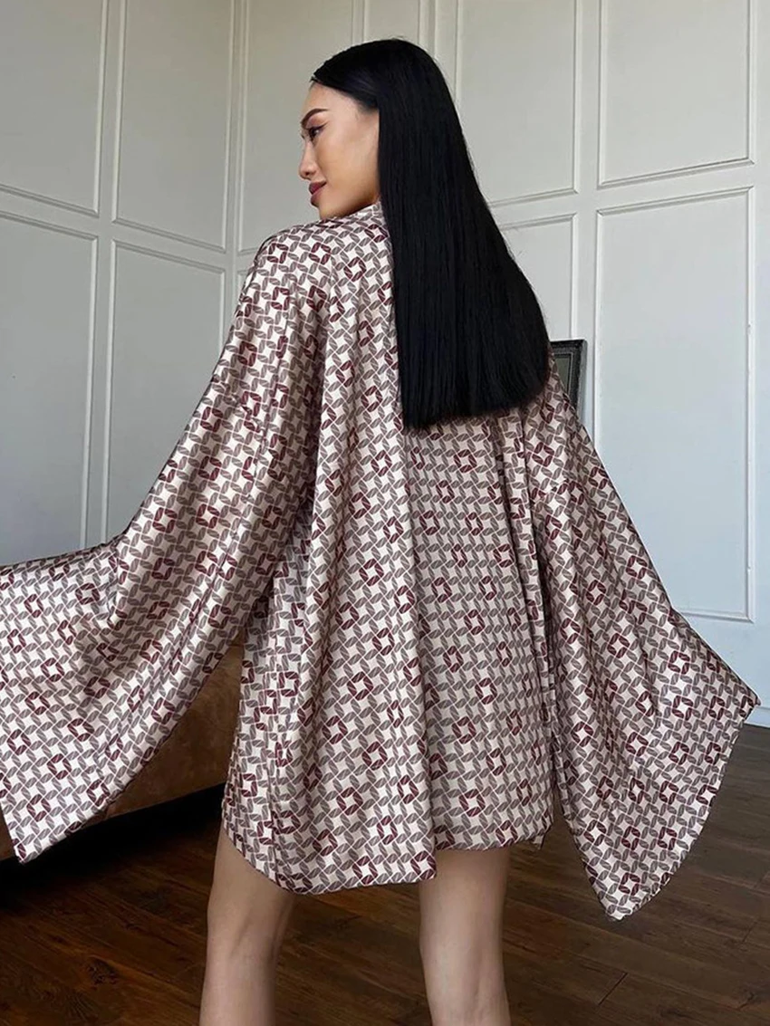 Marthaqiqi Printing Women Sleepwear Set Sexy V-Neck Nightwear Long Sleeve Robe Lace Up Pajamas Shorts New Femme Nightgowns Suits