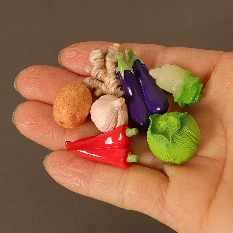

8Pcs/set Dollhouse Simulated Vegetables Dollhouse Miniature Kitchen Food Decoration For 1:12 1:6 Scale Dolls House Accessories