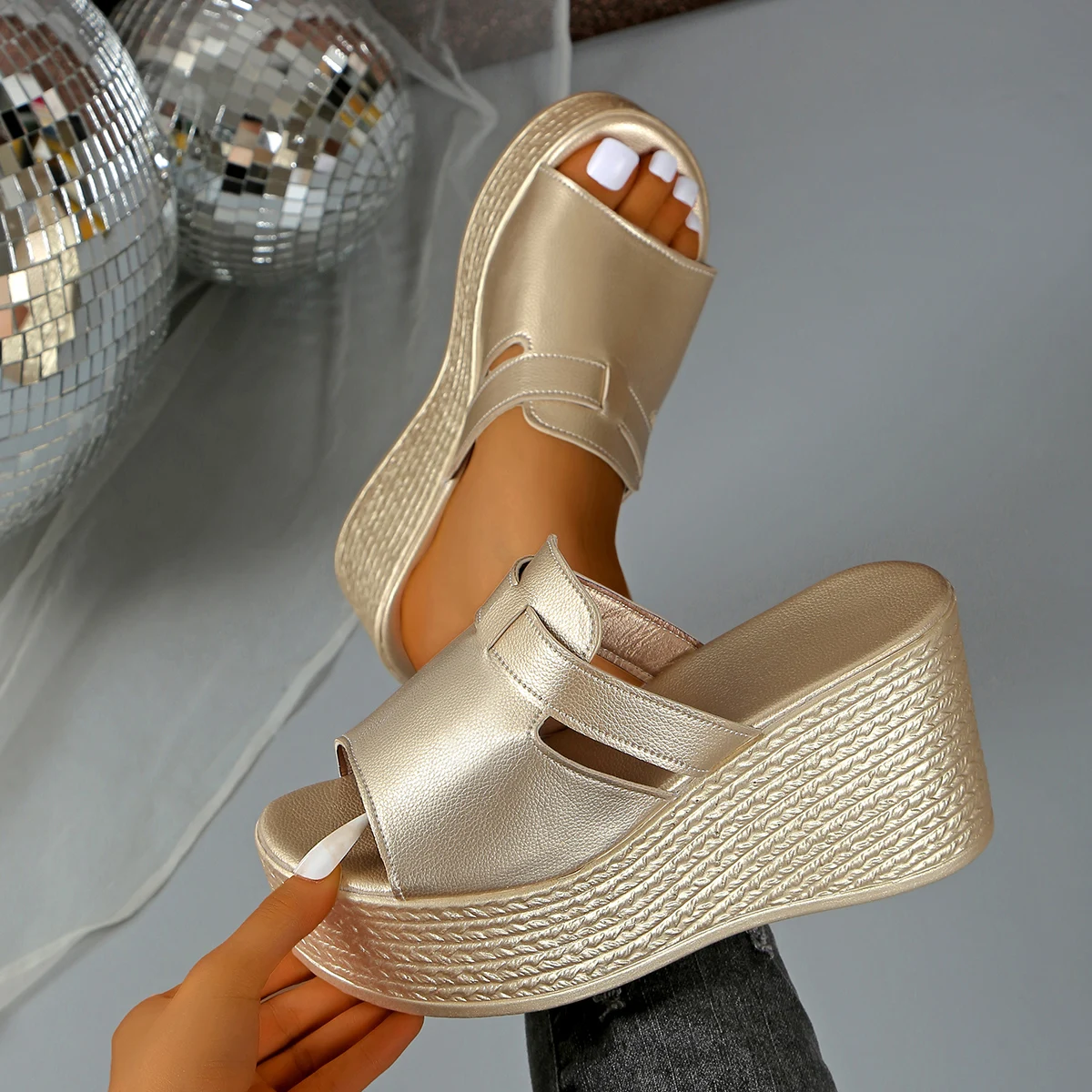 Gold Thick Bottom Wedge Sandals Women 2025 Summer Pu Leather Chunky Platform Slippers Woman Plus Size 43 Beach Slippers Slides