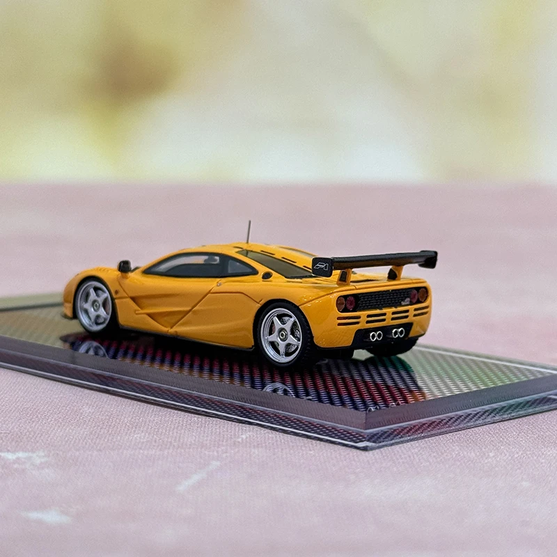 U2 1:64 F1 LM resin model CAR - AliExpress