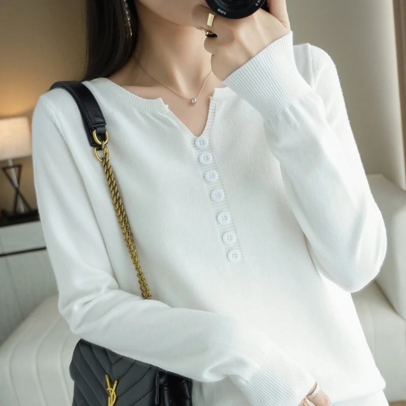 

Autumn and Winter New Style Small V-neck Sweater Women's Pullover, Loose Knit Shirt, and Solid Color Top Sweater