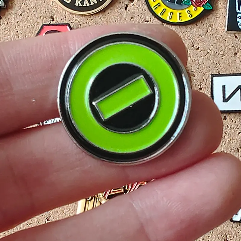Punk Rock Enamel Pin: Vintage Music Logo Brooch for Women - Trendy Backpack or Hat Accessory Gift