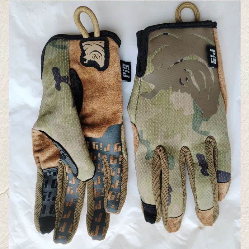  slider image of Outdoor Tactical Gloves Lightweight