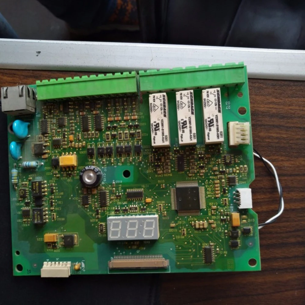 ATS48C32Q ATS48C47Q ATS48C59Q ATS48C88 ATS48 series soft start control board / motherboard VX4G481 CPU TESTED Quality is good.
