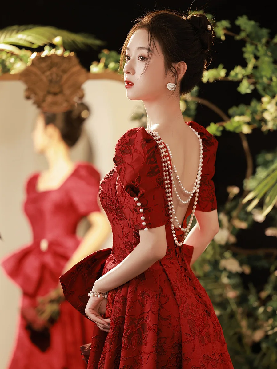 

Burgundy Bandage Qipao Women Bride Wedding Dress Sexy Backless Vestidos De Festa Luxury Pearl Tassel Evening Banquet Gown