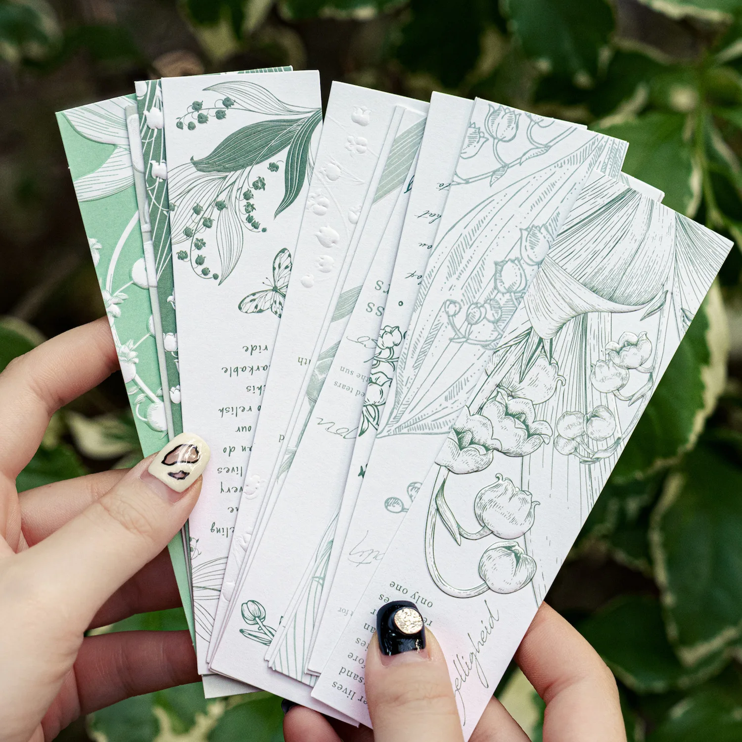 

20pcs Lily of The Valley Embossed Bookmarks Lovely Vintage Plants Message Small Art Card Student Gift