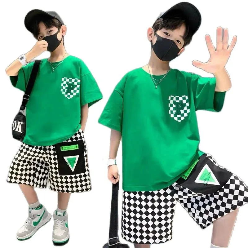 

2023 new Boys Summer Suit Kids Short Sleeve T-shirt +shorts 2pc Sports Casual Outfits for Teenage Boy Clothing Sets 4-12Y