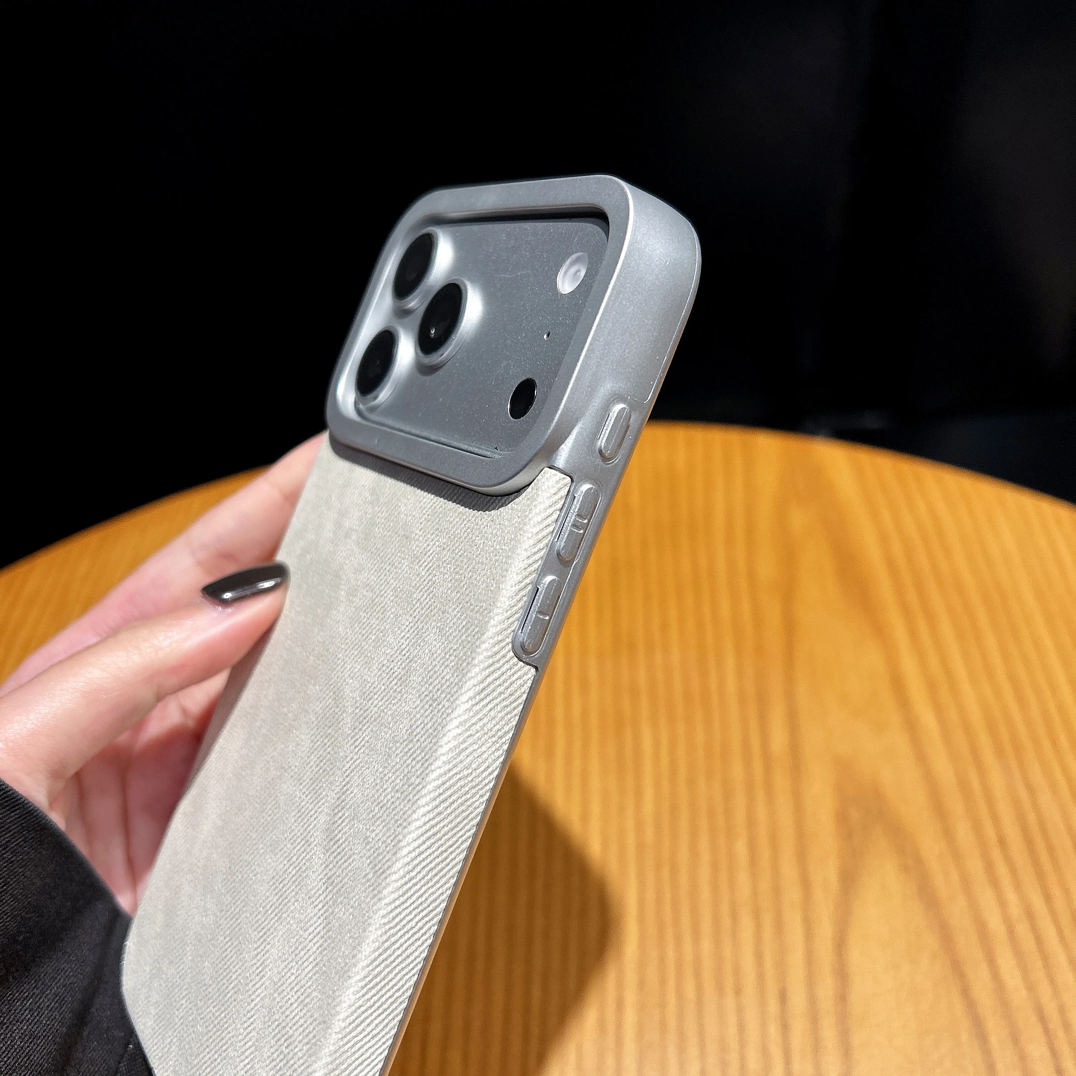 Magnetic Denim Fabric Phone Case with Wireless Charging Capability