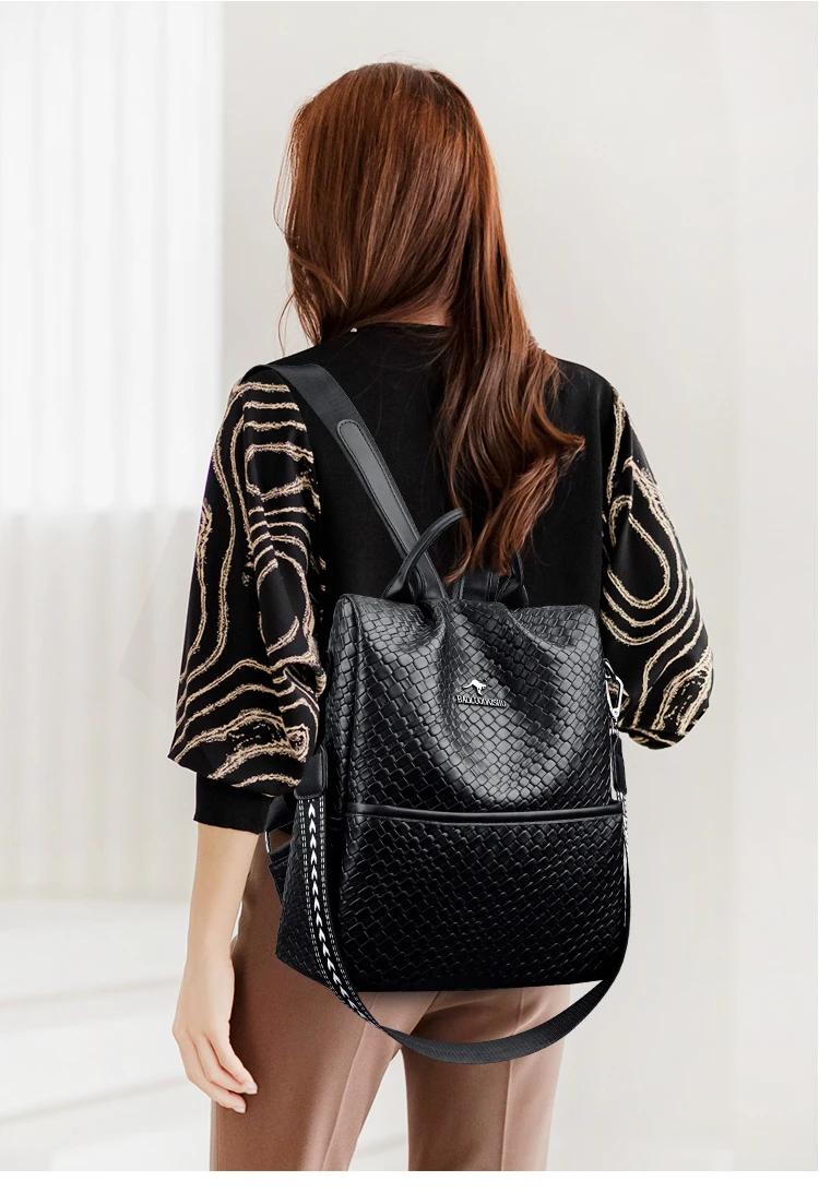 Mochila de Couro Feminina - Bolsa de Ombro Moderna e Espaçosa, Alta Qualidade 2024 - Ofertas na Web