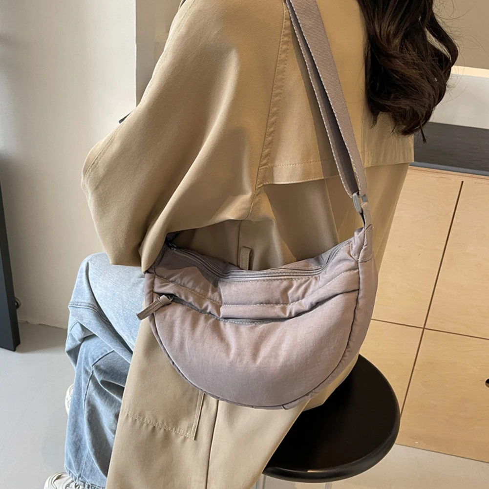 Fashion Crescent Bag for Women Men Small Sling Crossbody Bag