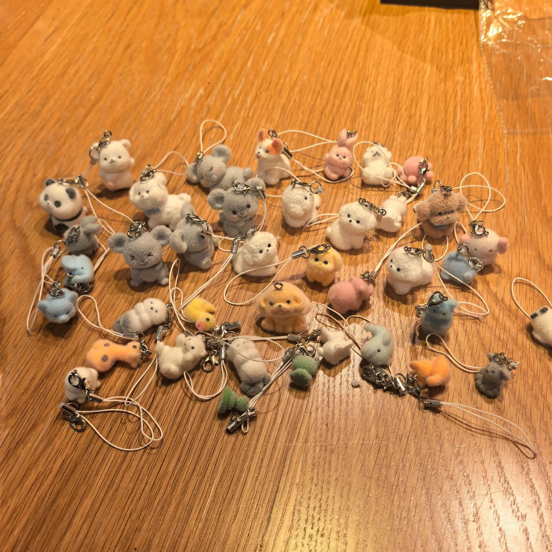 10pcs 3D Flocking 수지 매력 귀여운 바다 수달 치킨 토끼 동물 펜던트 키 체인 만들기 DIY 쥬얼리 선물