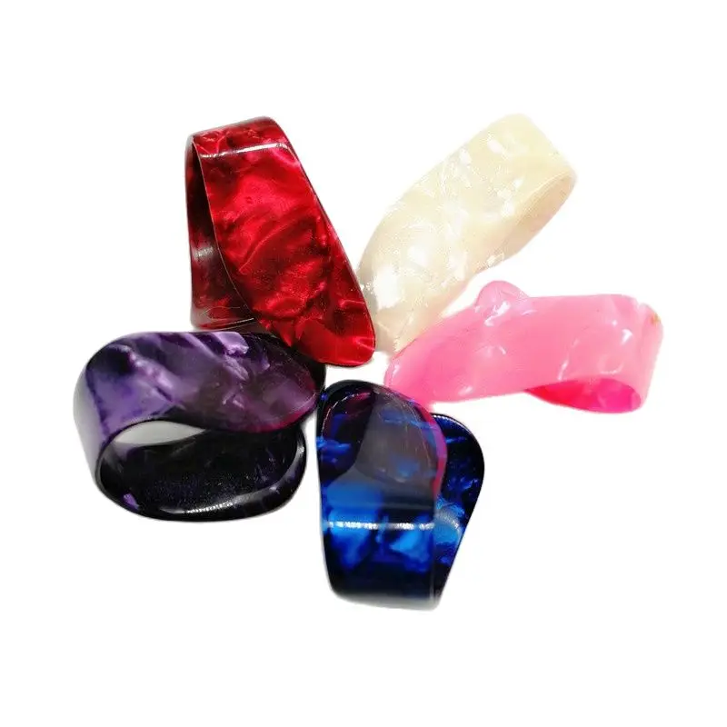 

Fantastic Celluloid Material Marbled Pearl Thumb Guitar Picks in Various Colors 1.2mm/1.5mm Thickness
