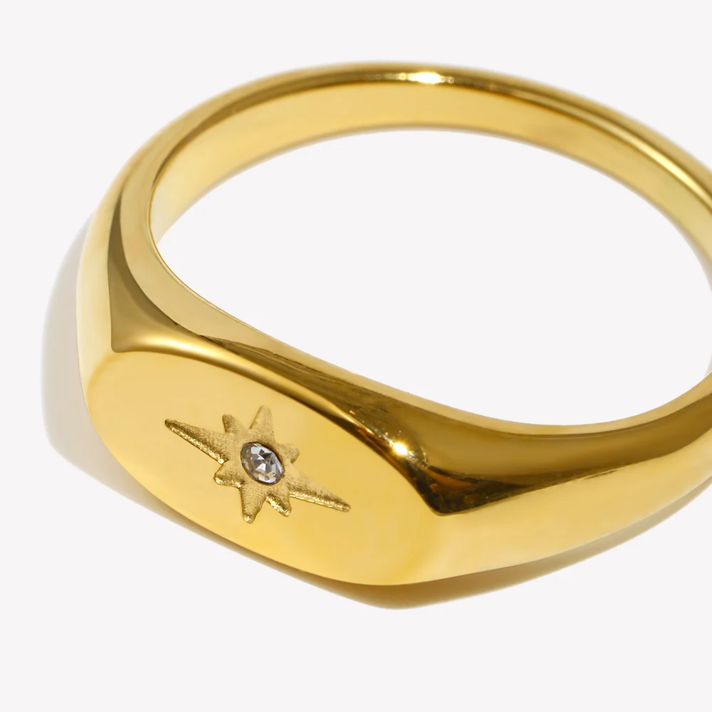 Gold Plated Rings Waterproof Stainless Steel Oval Face 3A Zircon Paved Star Ring For Lady