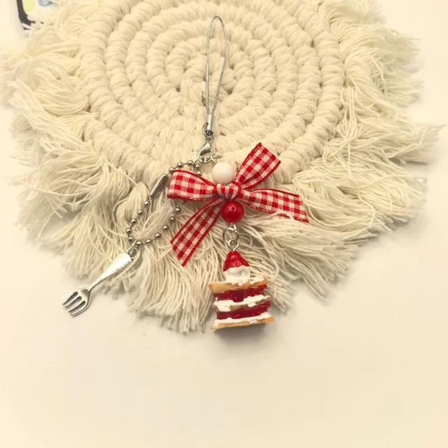 1 Piece Retro Kawaii Y2K Japanese Short Phone Charm Romantic Sweet Cake Dessert Strawberry Phone Pendant Universal Phone Lanyard 1