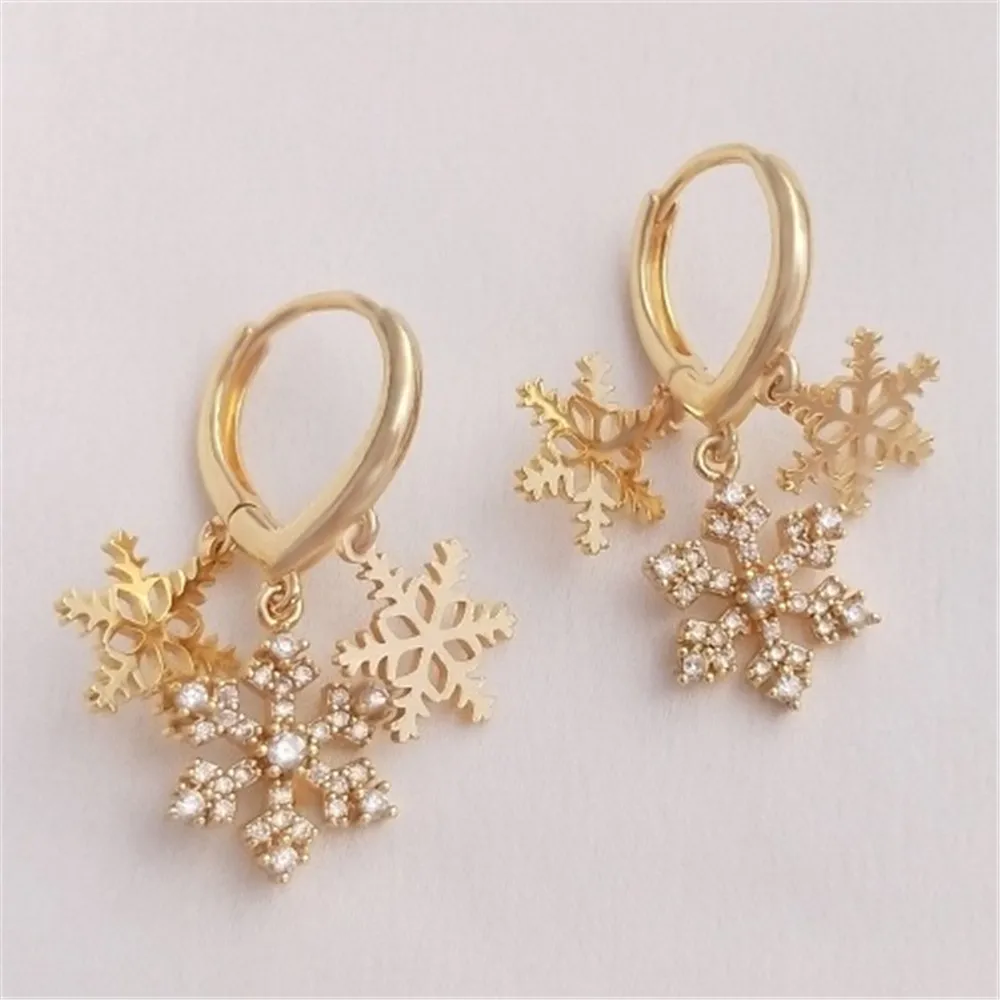 14K Gold-filled Three-hung Snowflake Earrings Copper-plated Gold Fashionable Temperament Women's Tide Earrings Ear Accessories 2023 new three color contrast snowflake dot knitted shirt autumn winter men casual fashion pullover sweater round neck men s top