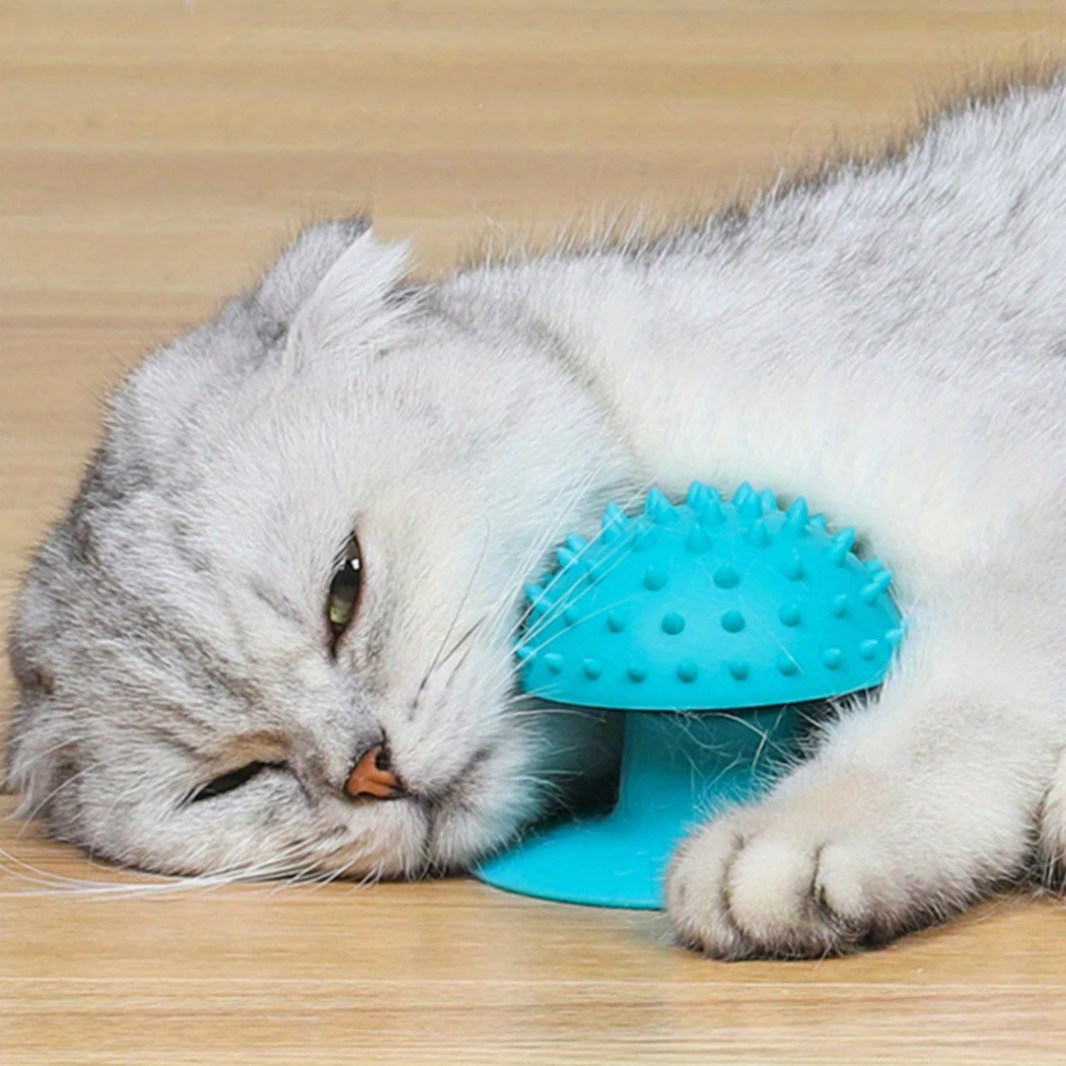 1pc Pet Cat Suction Ruffle Massager, Cat Scratching Tickle Tickle Comb, Suction Massage Brush