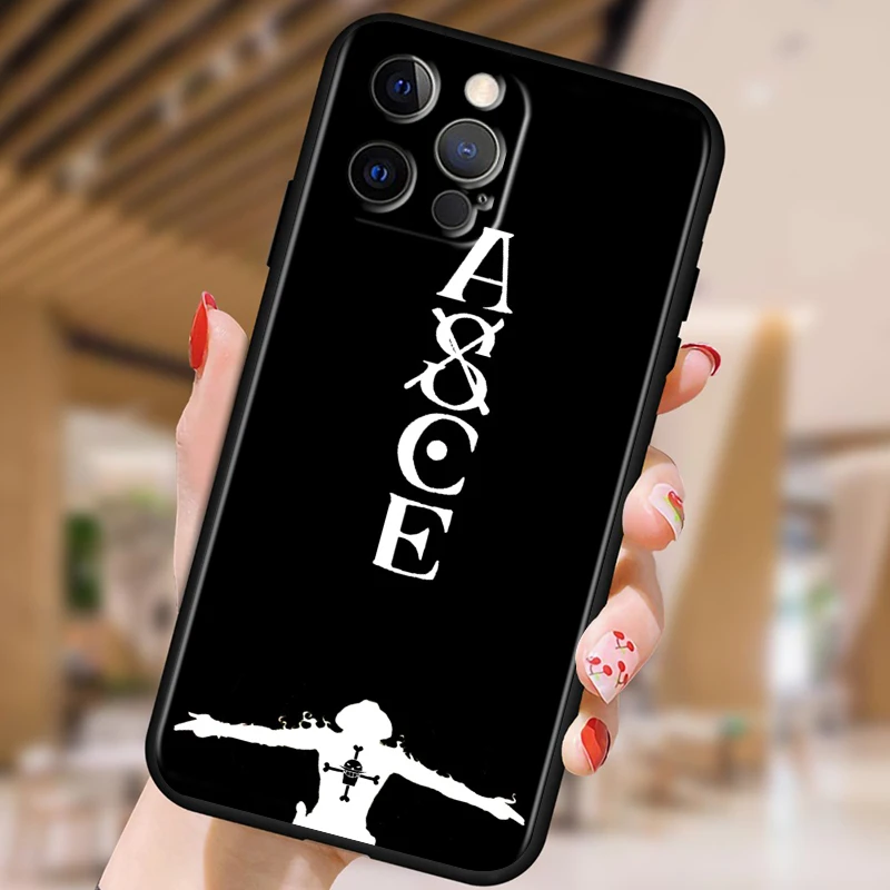 thumbnail image 1 of Funda de teléfono de dibujos animados de Anime de una pieza para Apple iPhone 15 14 13 12 Pro Max Mini 11 Pro XS Max X XR 6 7 8 Plus SE 2020, negra, suave, 1 of 5