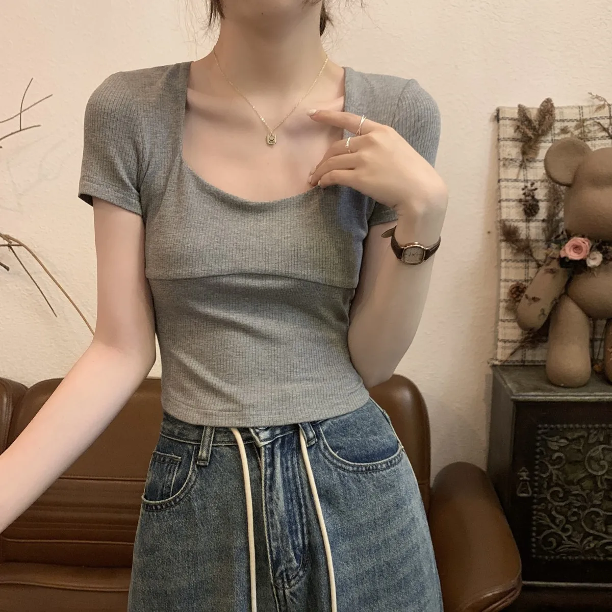 

2023 Summer Simple Style Square Collar Short-sleeved Shirt T-shirt Cropped Tops Tees Women Casual Streetwear