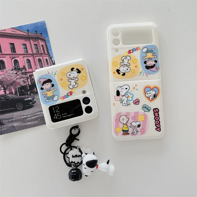 Snoopy Doll Pendant Puppy Charlie Brown Anime Phone Case Per Samsung Galaxy Z Flip 3 4 Case Cute Cartoon Sweet Cover Antiurto