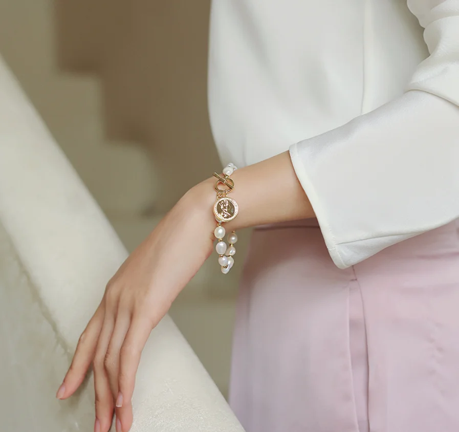 2023 new Natural shaped Baroque Coin Pendant pearl simple trend Bracelet for women Fashion Jewelry