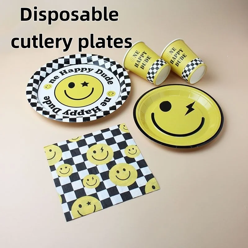 Ten pieces cute smiley face plates picnic party birthday party dessert cake plate