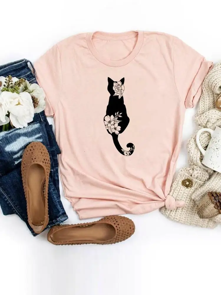 

Женская футболка с коротким рукавом и принтом в виде кота