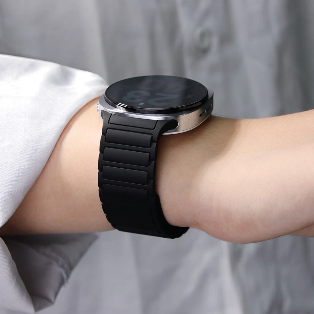 Seamless Magnetic Silicone Loop Band for Galaxy Watch 8 Classic