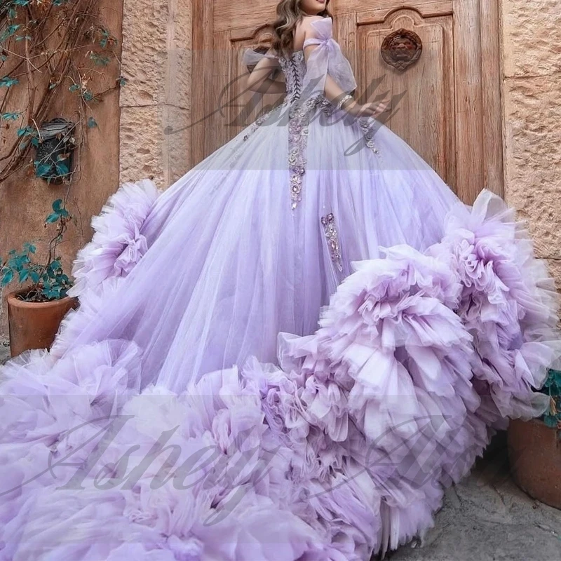 Charming Lilac Princess 15th Girl Quinceanera Dresses Beads Applique Lace Up Ruffle Edge Ball Gown Prom Birthday Party Dress 15
