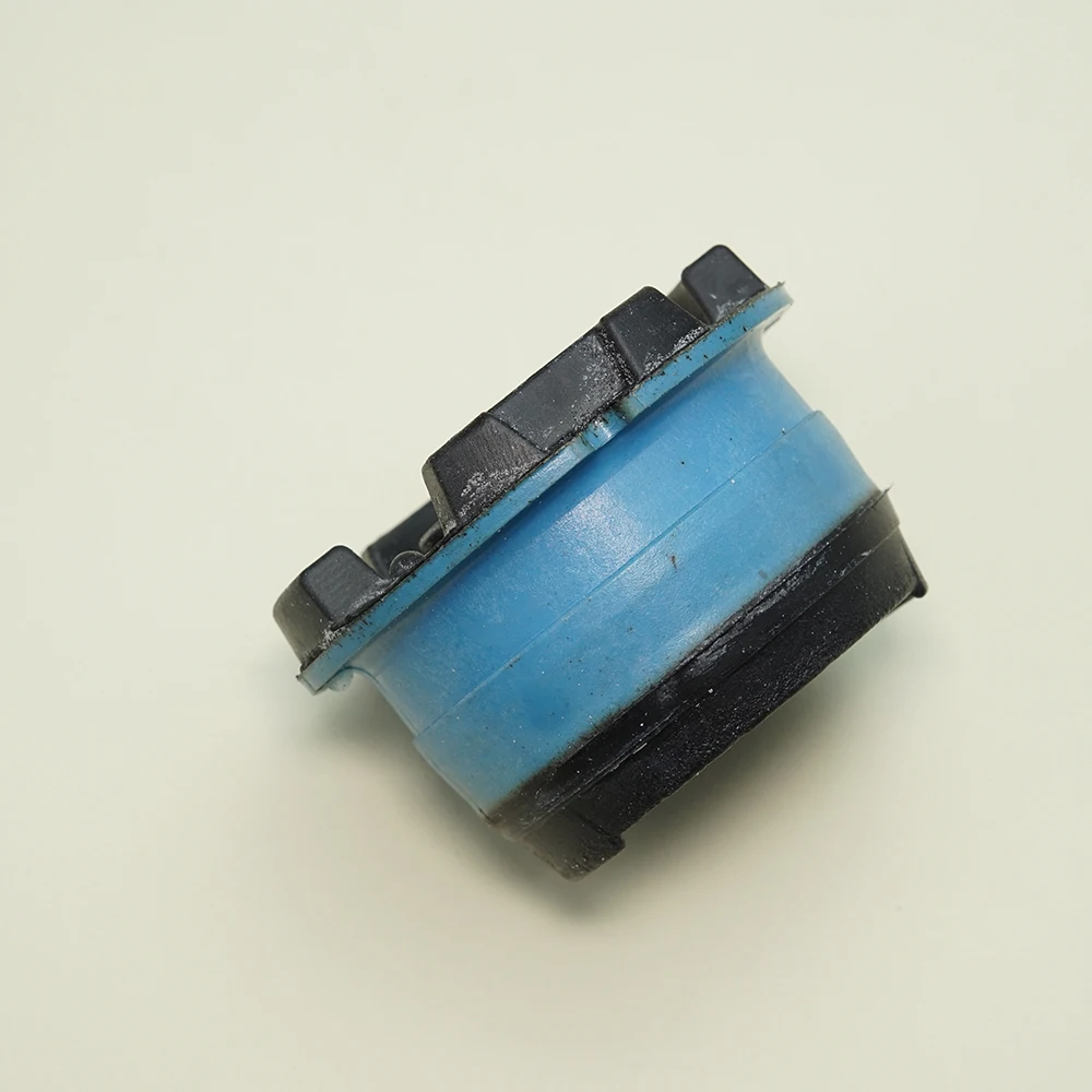 8678497 Engine Fixed Seat Bushing For Volvo S60 V70 XC90 2009 2010 2011 2012 2013 2014 2015 Car Accessories