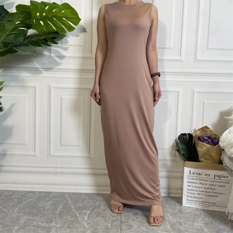 2023 Hot Selle Simple Style Solid Color Casual Slim Abaya Femme Sleeveless Bottomed Women's Long Skirt Muslim Saudi Robe Ramadan