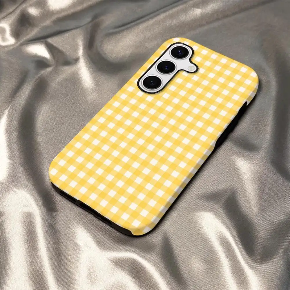 Vintage Red Gingham Glossy HD Phone Case - Durable Hard PC Cover