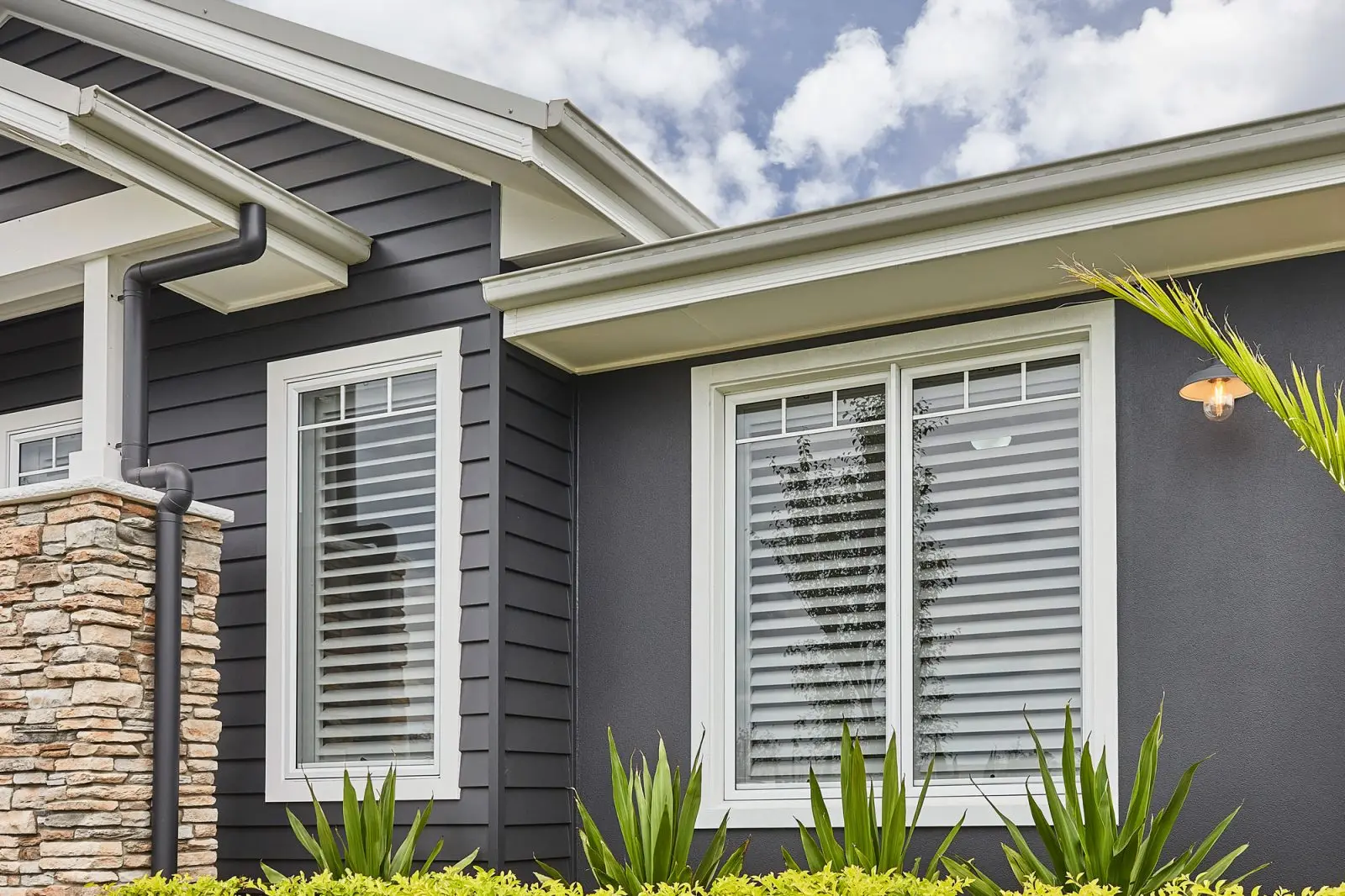 Double Glazed Aluminum Hurricane Impact Windows Open Out Soundproof Glass Windows Energy Efficient Casement Window for Sale