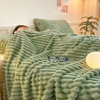 Winter Warm Blankets Fluffy Blanket for Bedroom Comfortable Blankets Soft Bed Covers Solid Color Autumn Bedspread Bed Suppiles 1