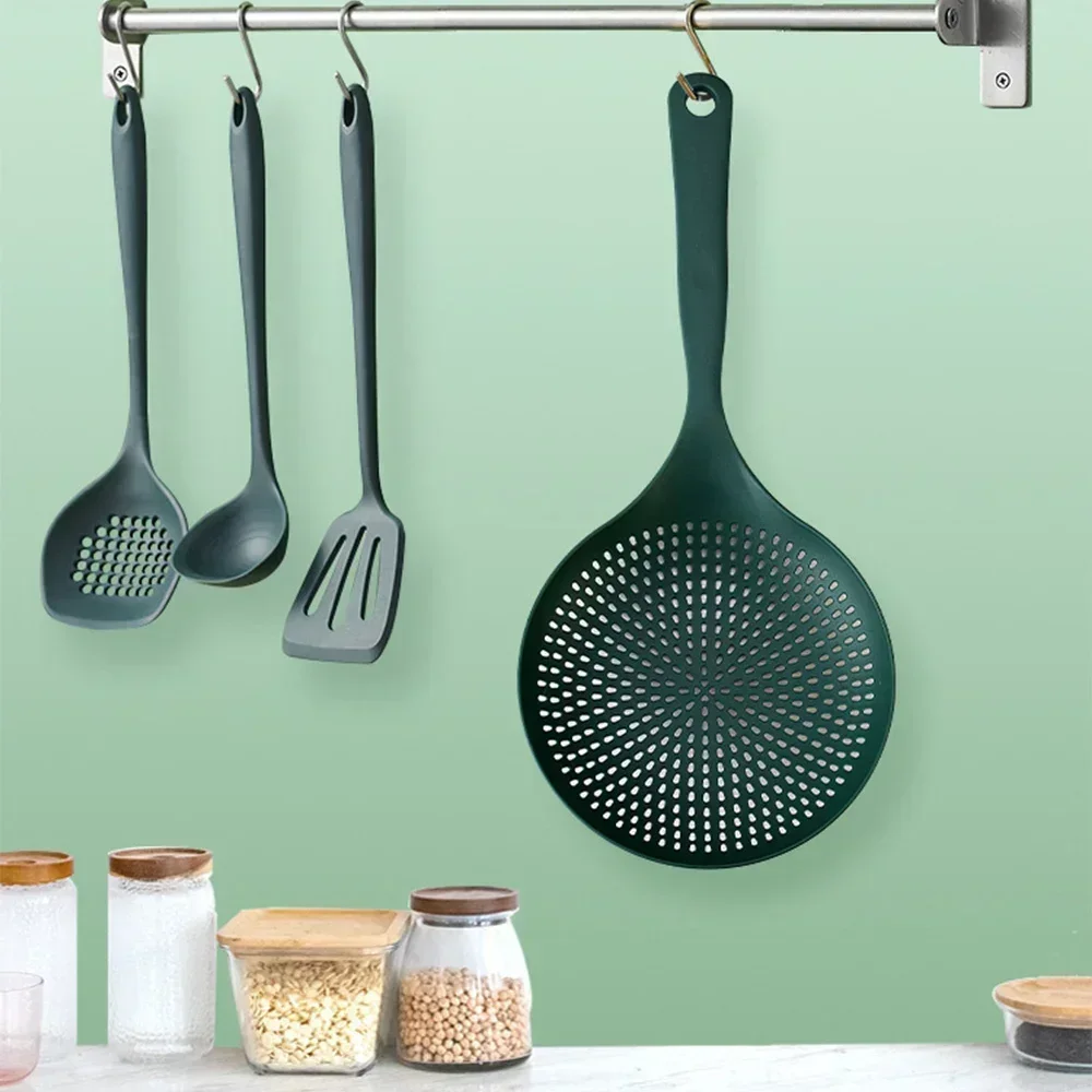 Slide image 2b9373ee2719497586556ac7d75bff17