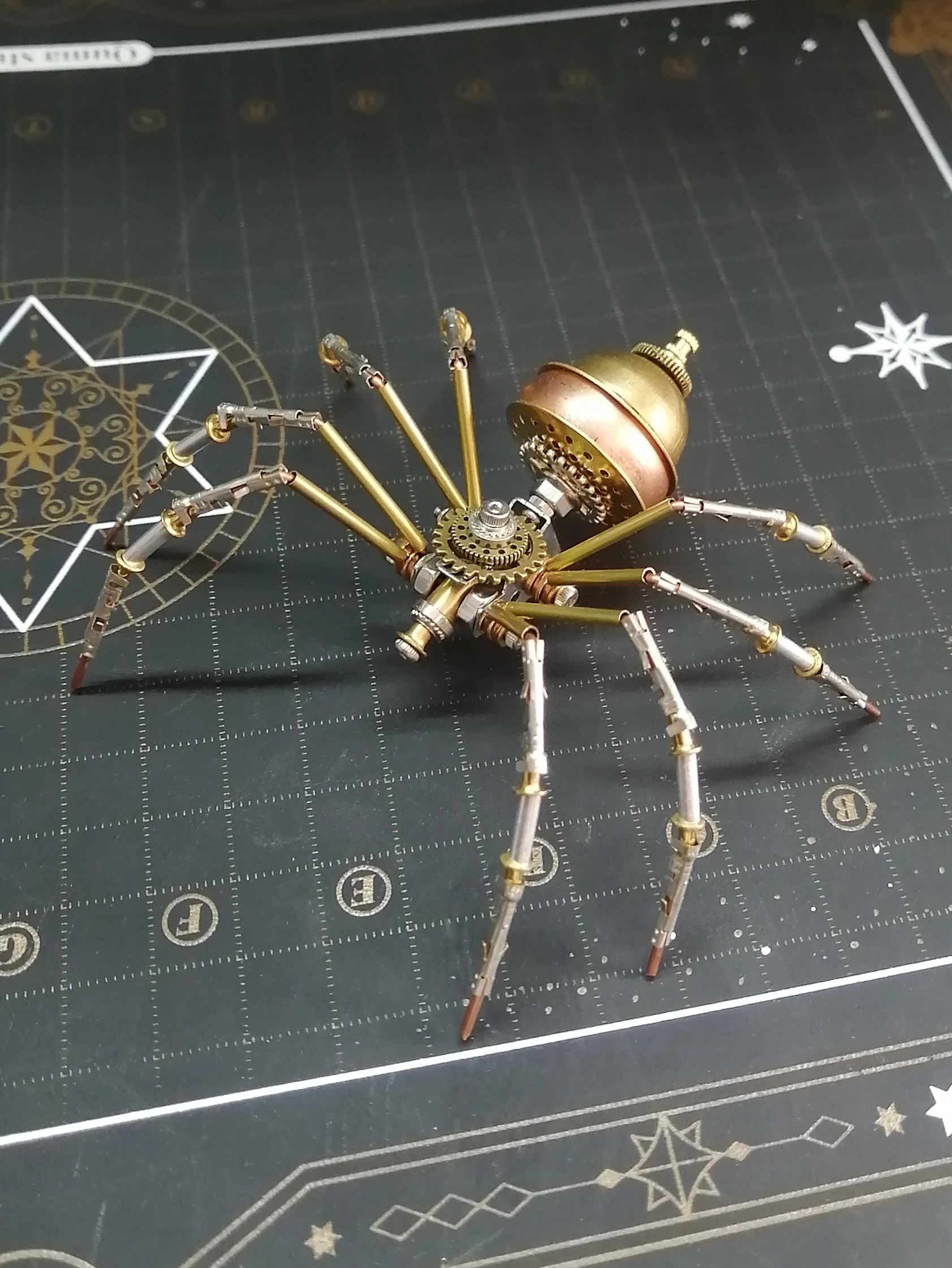 

Steampunk Mechanical Insect Spider Metal Assembly Toy Creative Handmade Crafts Decoration Birthday Gift