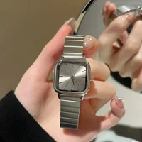 Korean cold wind watch women's student simple quartz watch commuter versatile explosion 2