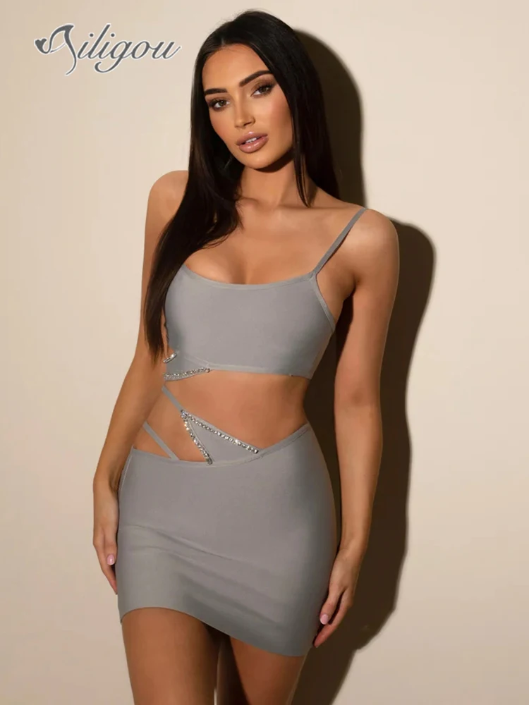 

Ailigou 2022 New Women's 2 Two Piece Italian Spaghetti Strap Cropped Top and Mini Sexy Skinny Diamond Cutout Clubwear Grey Set