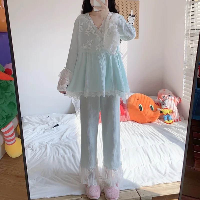 Ins Pajamas Spring Autumn 2022 Long Sleeve V-neck Embroidery Sweet Homewear Lace Patchwork 2 Piece Set Sleepwear Women