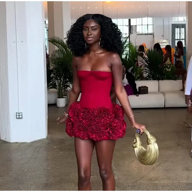 Conjunto de falda y top de tubo con flores 3D rojas navideñas para mujer, falda corta con estampado floral y vendaje ajustable, ideal para fiestas.