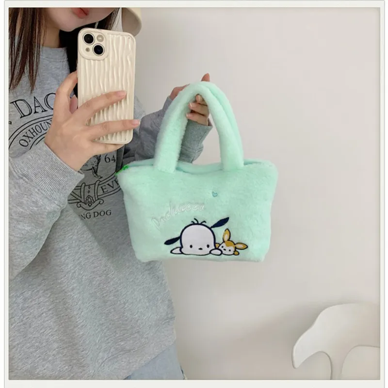 HELLO KITTY PLUSH BAG – MEIWAI