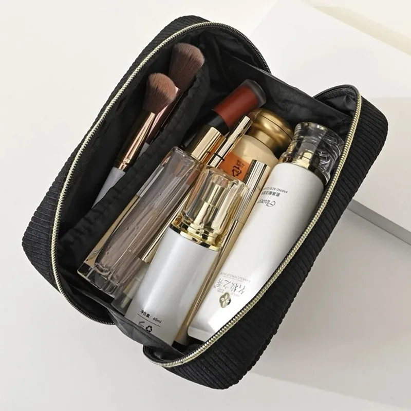 Рисунок 4 - Вельветовая дорожная косметичка