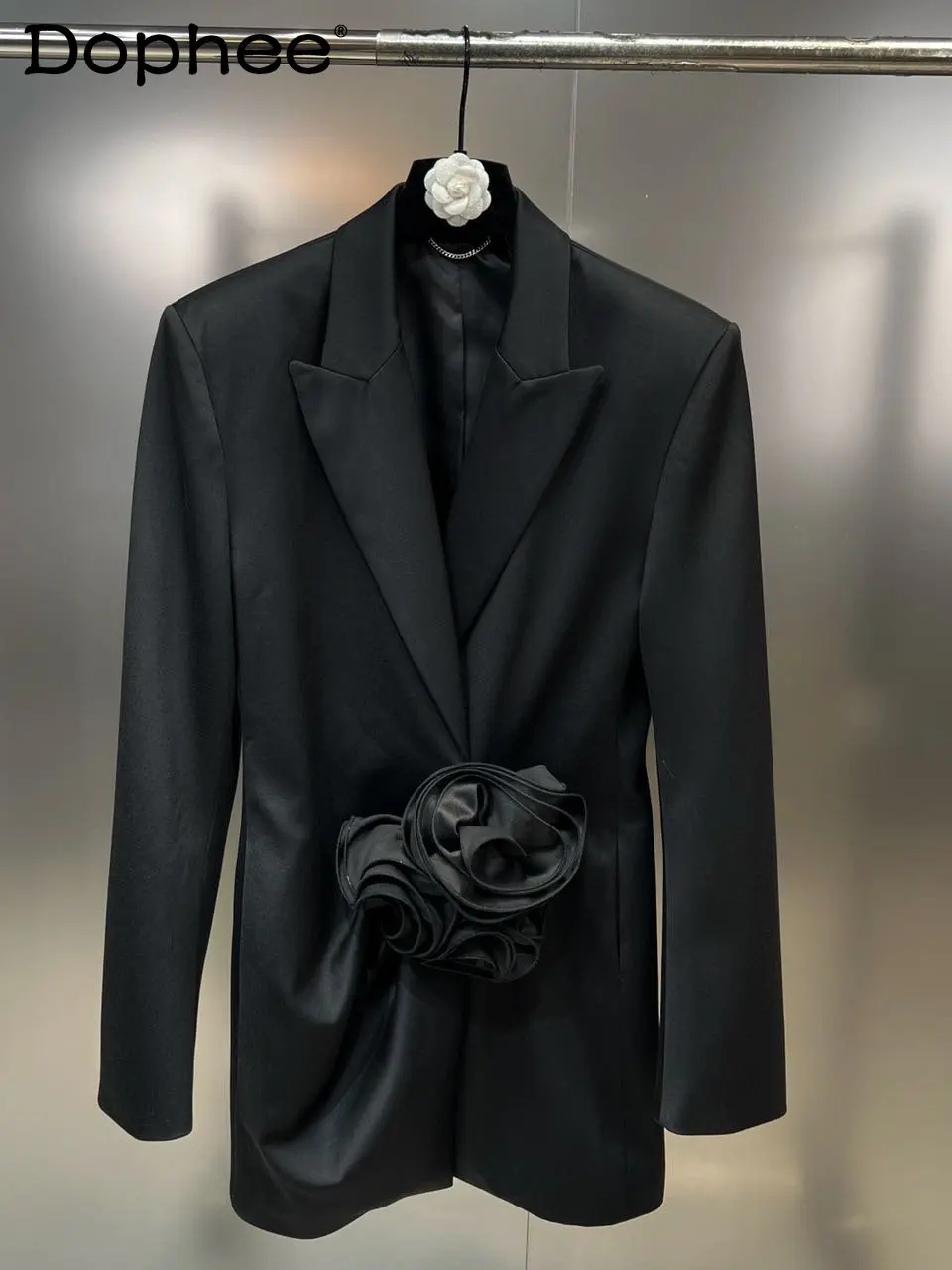 

Spring 2023 New Polo Collar Slimming Long Sleeve Black Suit Jacket Retro Large Flower Temperament Office Commuter Blazer Coat
