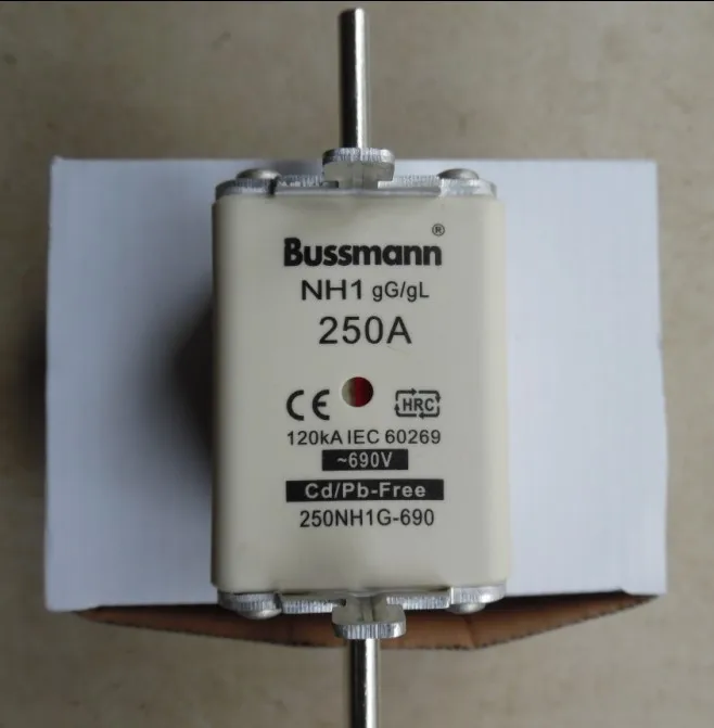 

Bussmann 250NH1G-690 250A 690V NH1 gG / 50NHG1B-690 160NHG1B 200NHG1B 200NHG1B-690 / 250NHG1B 250NHG1B-690 / PV-100ANH1 Fuses